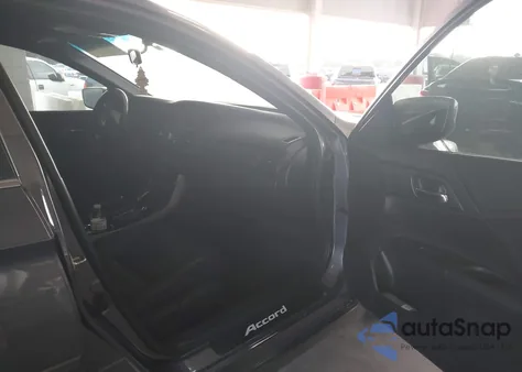 2017 Honda Accord Sport Se from USA, damaged, VIN 1HGCR2F13HA248376